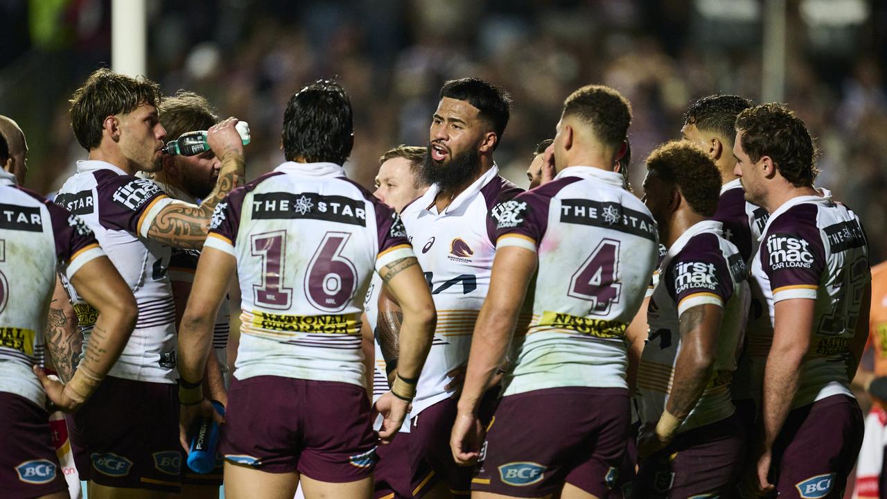 Broncos Fans Demand Answers: Shocking Loss to Manly Sparks Outrage and Calls for Accountability