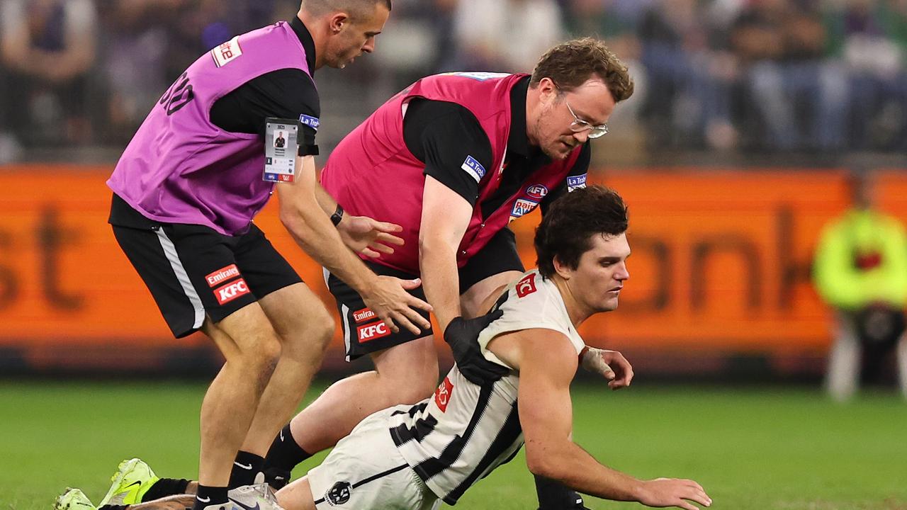 Essendon Coach Brad Scott Calls for Isolated Incident After Schultz Umpiring Controversy Rocks AFL