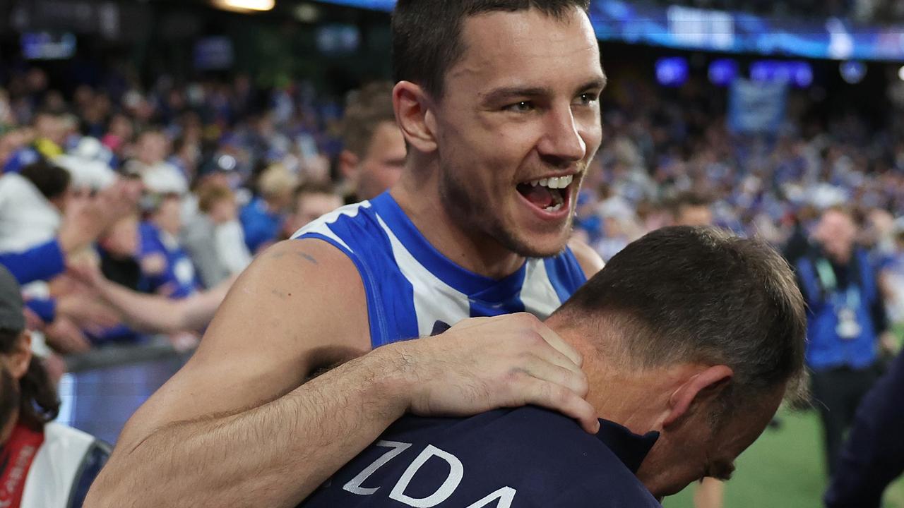 AFL Star Luke Davies-Uniacke Under Fire from Teammates Over Unsigned $8m Deal