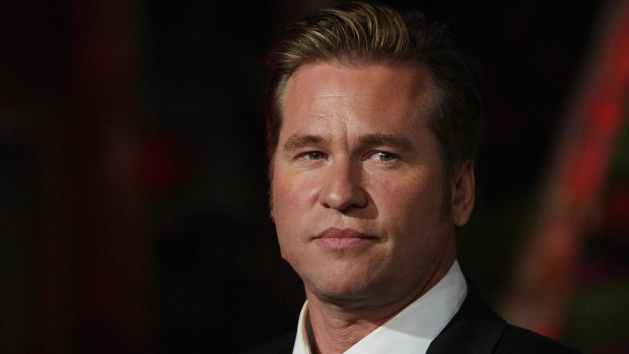 Hollywood Legend Val Kilmer Passes Away: Top Gun and Batman Star Dies at 65