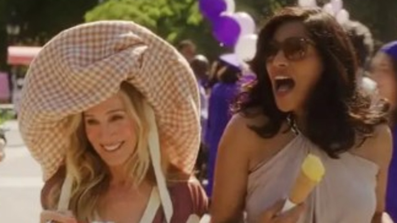 And Just Like That! Fans Go Wild Over Carrie's 'Unhinged' Hat Choice