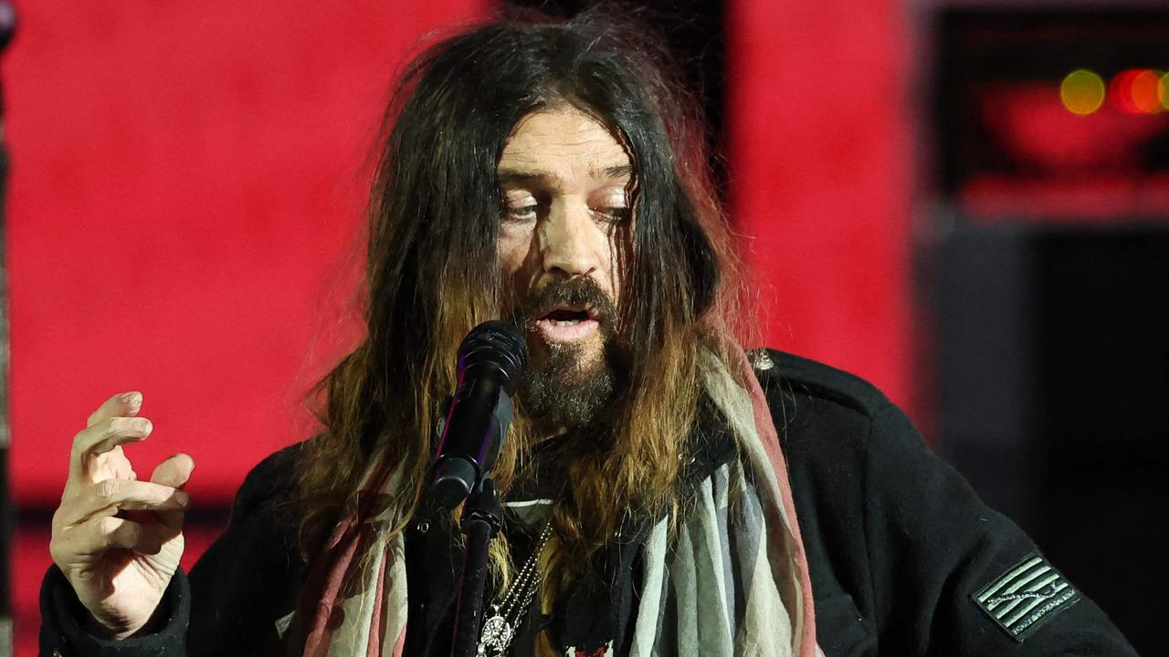 Billy Ray Cyrus' Shocking Performance Sparks Fears for His Wellbeing