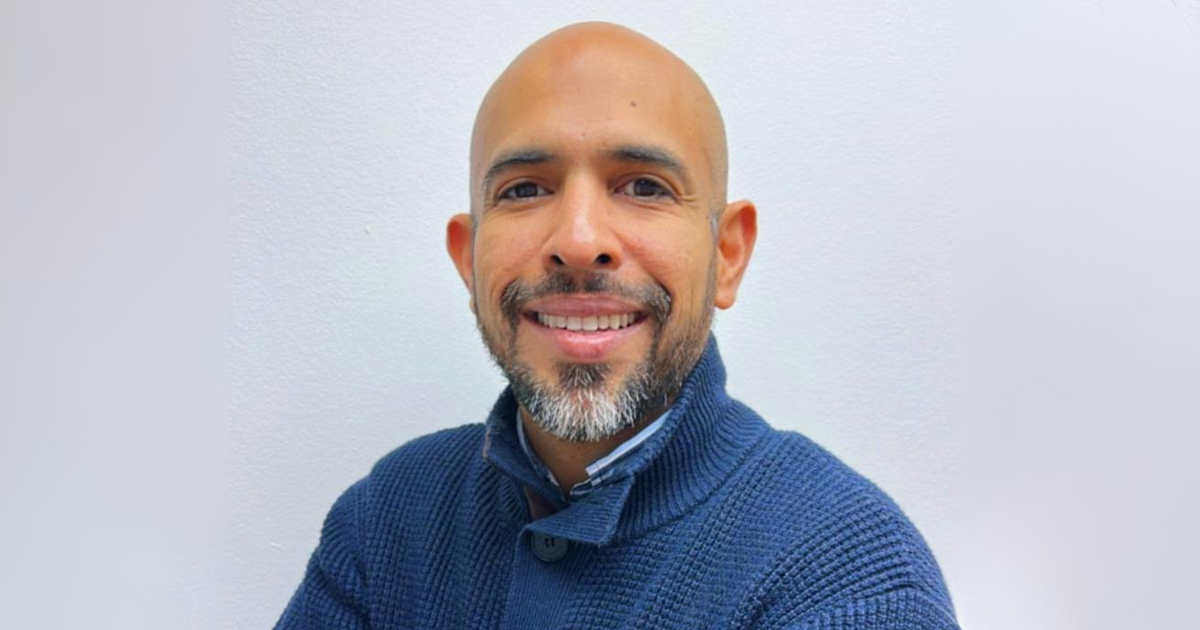 Carlos Romero, profesor de 'Feng Shui': "Los espacios completamente ordenados y despejados son la base que potencia el resto de las cosas"