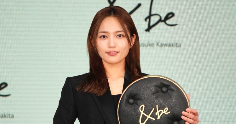 川口春奈、タイのCM撮影で晴れ女ぶりを発揮！河北裕介氏も登場