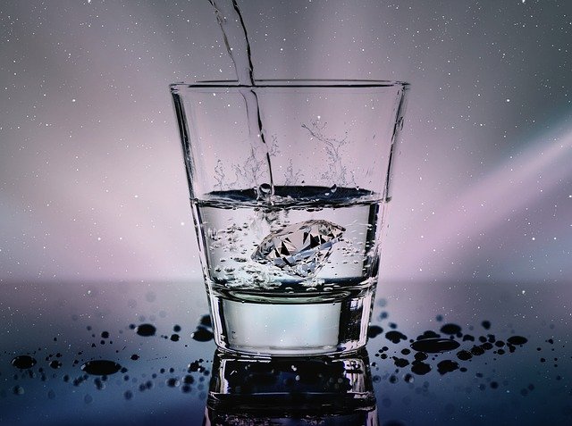 Почему нельзя пить соленую воду по утрам: опасность для здоровья