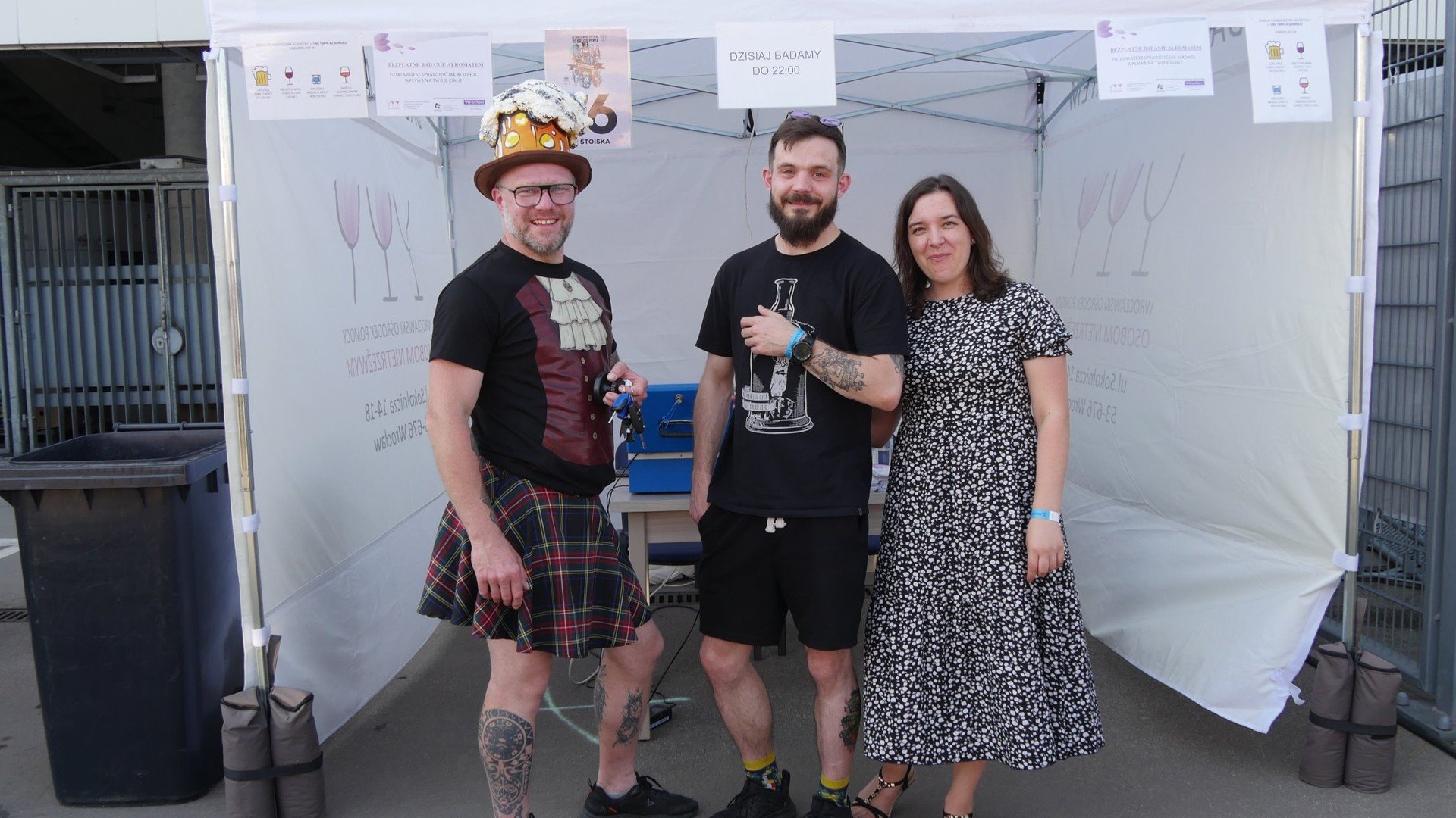 Wrocławskie Piwo Rzemieślnicze na Topie! Wrocławski Festiwal Dobrego Piwa 2024: Steampunk, Muzyka i Browary z Całej Polski!