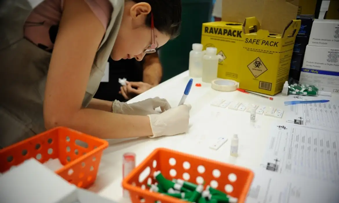 Nova Guia do Governo Federal: Combate às Hepatites Virais no Brasil até 2030