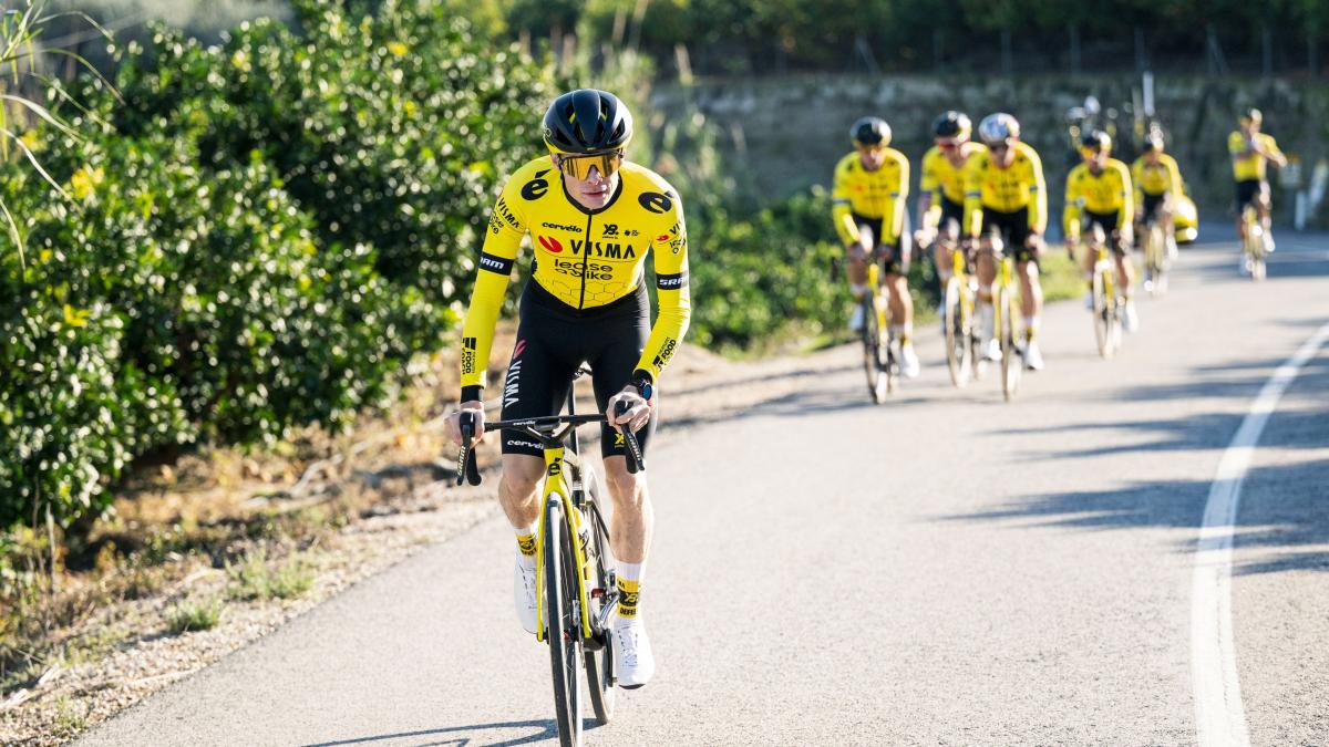 Ciclismo, vietato il monossido di carbonio perché è doping: a cosa serve e i pericoli per la salute