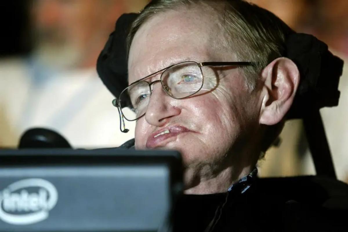 Stephen Hawking Predijo el Futuro en 2025: Una Visión Tecnológica Sorprendentemente Precisa (y Algo Perturbadora)