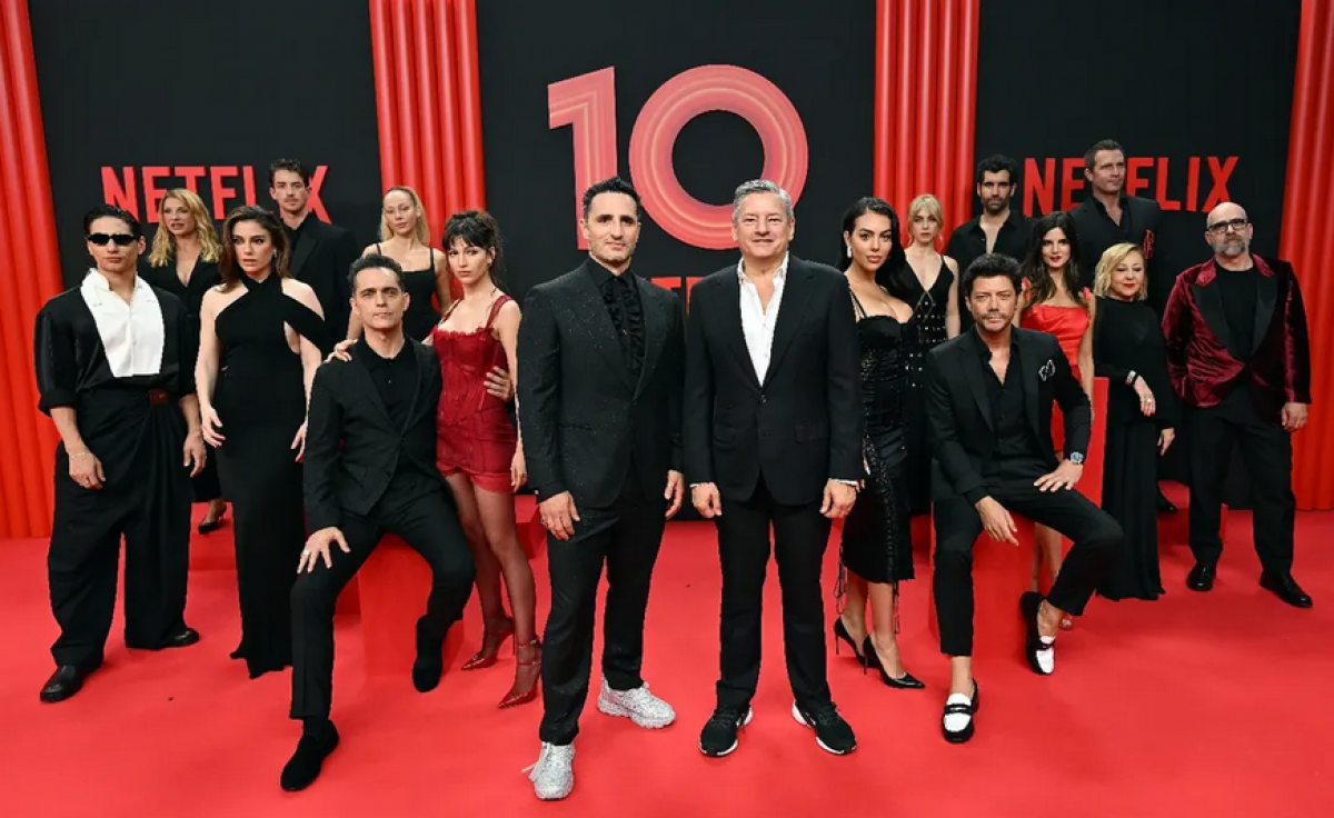 ¡La Foto del Verano! Georgina Rodríguez, Belén Esteban y Omar Montes Rompen Internet con Netflix