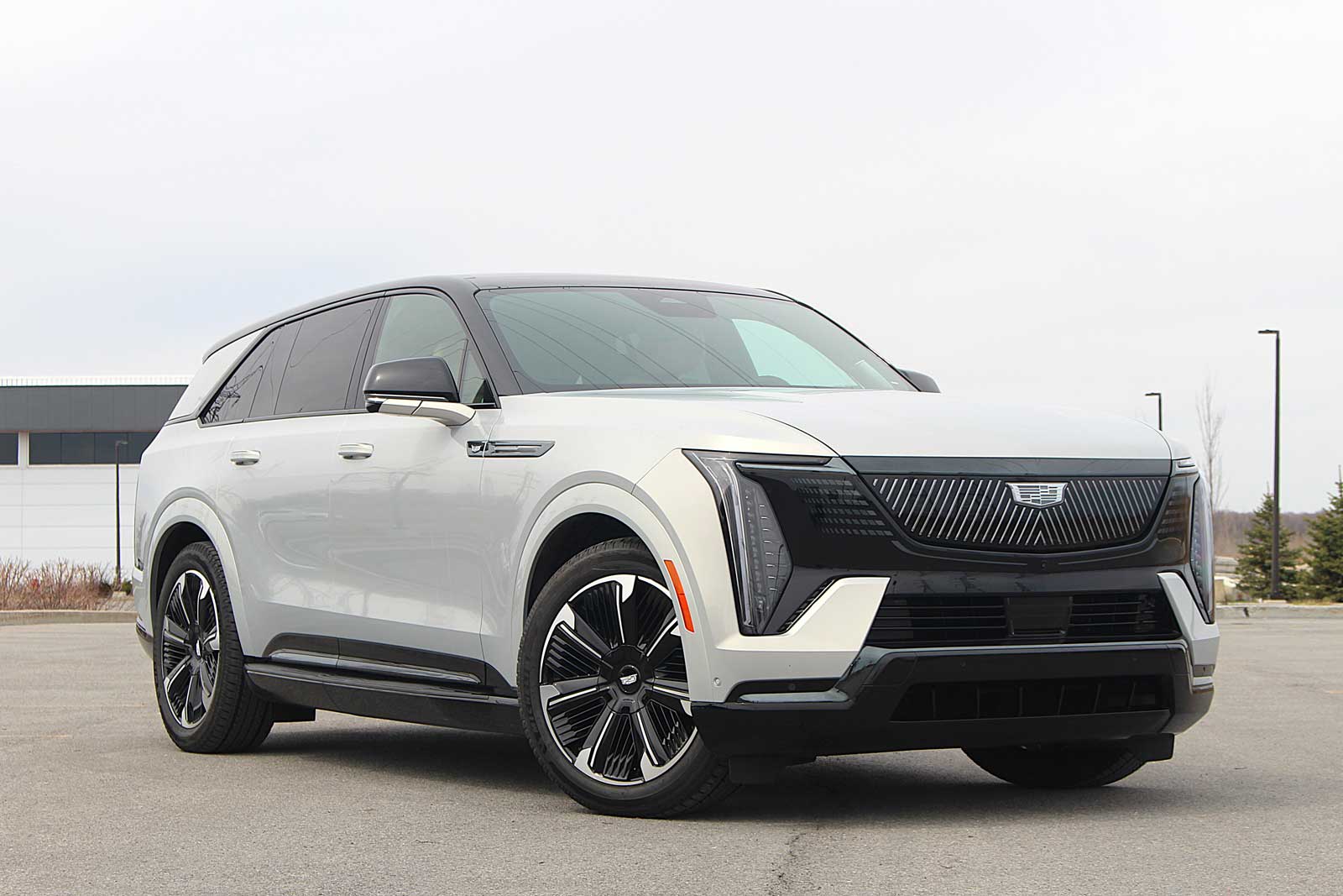 Cadillac Escalade IQ 2025 : Le SUV Électrique de Luxe Redéfinit-il le Concept d'Écologie ?