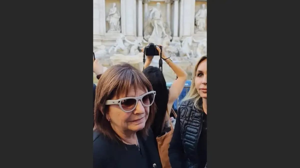 Gafas de espionaje de alta tecnología: ¿qué pueden hacer los anteojos que usó Patricia Bullrich en Roma?