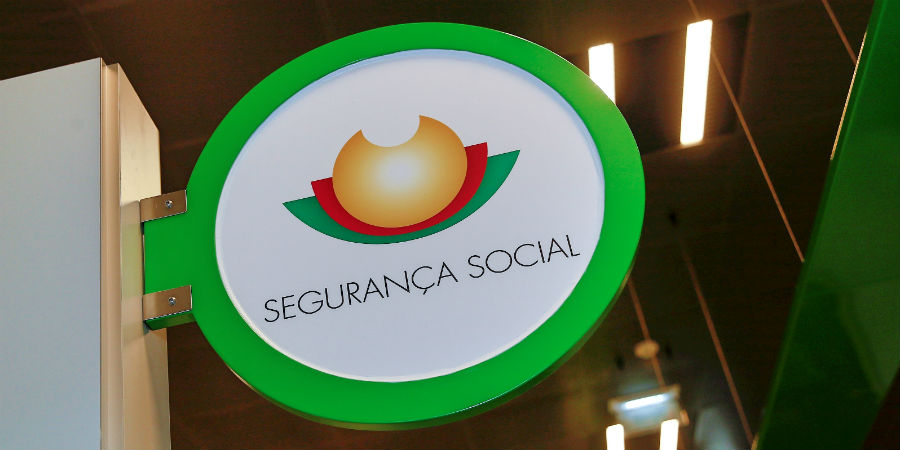 Pensões vão consumir quatro em cada 10 euros de impostos até 2050: Europa alerta Portugal para 'stress' nas finanças públicas