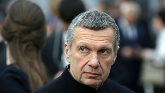 Putin: Apresentador da TV Estatal Russa Ameaça Submergir Londres e Promete Conquista da Alemanha e França