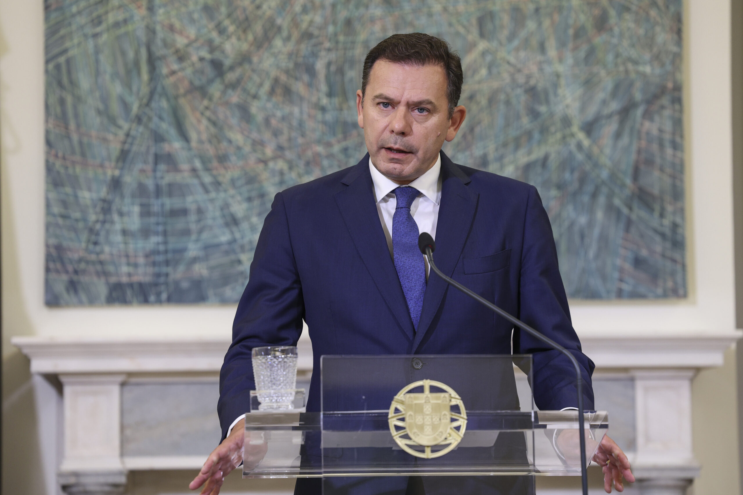 Alívio no IRS e Salário Mínimo a 1.100€: As Medidas Económicas Prometidas por Luís Montenegro