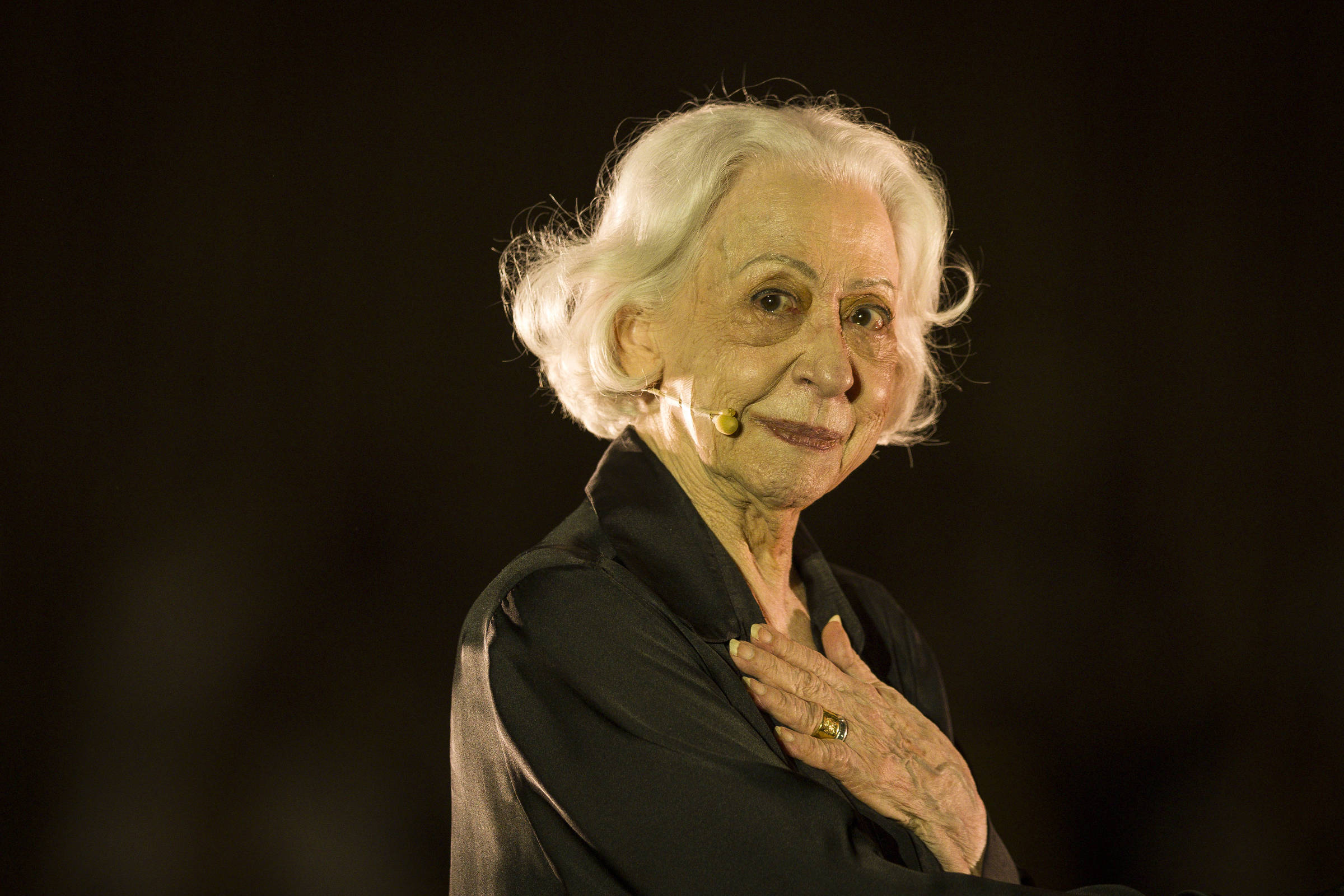Teatro 2024: Onda de Peças Globais e Homenagem à Lenda Fernanda Montenegro