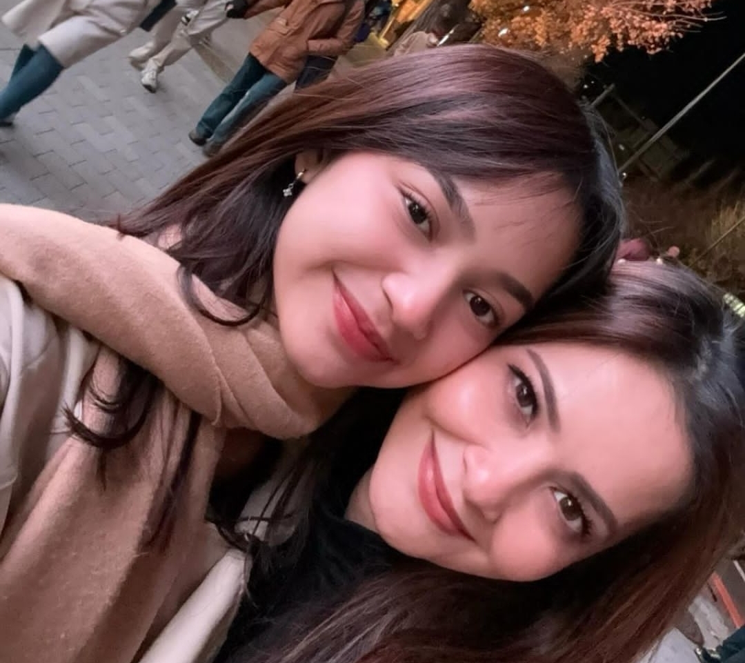 Sydney Azkassya Yusuf Raih Gelar Gadis Sampul 2024, Cut Tari Tak Sanggup Menahan Air Mata