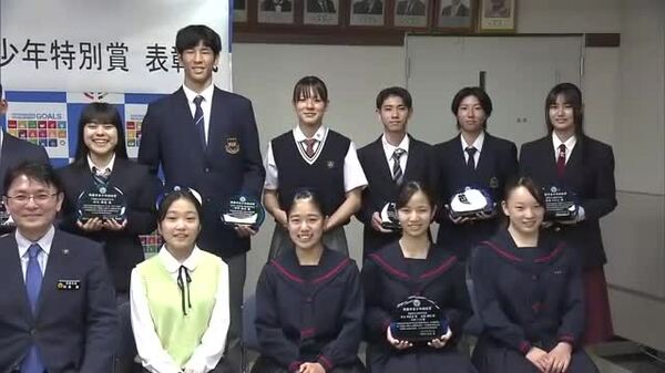 那覇市の未来を担う児童・生徒に特別賞！スポーツ・文化活動で全国で活躍