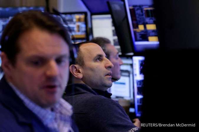 Wall Street Dibuka Stabil di Tengah Ketidakpastian Tarif dan Laporan Keuangan