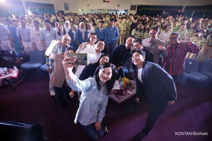 Dorong Literasi Keuangan Nasional: OJK Targetkan Edukasi ke 53 Juta Masyarakat dalam 4 Bulan!