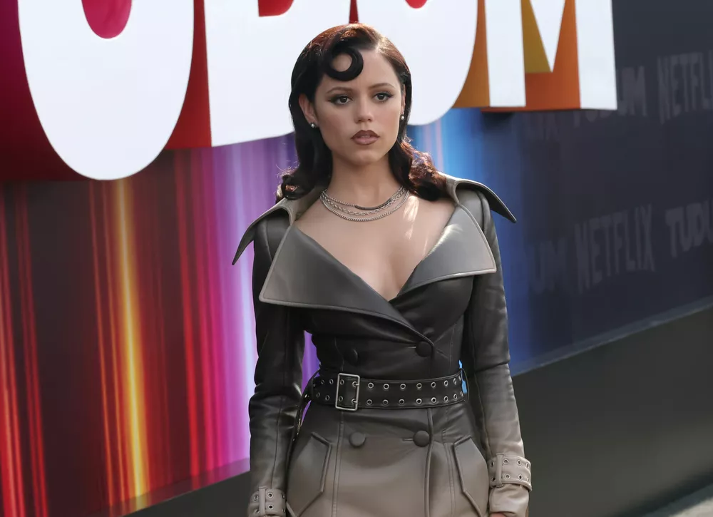 Звезды Netflix блистали на премьере трейлеров: Ортега, Кунис, Крейг и другие!