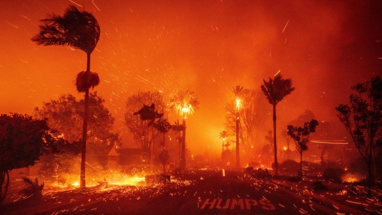 Incendios en California: 5 muertos y celebridades evacuadas, últimas noticias en vivo