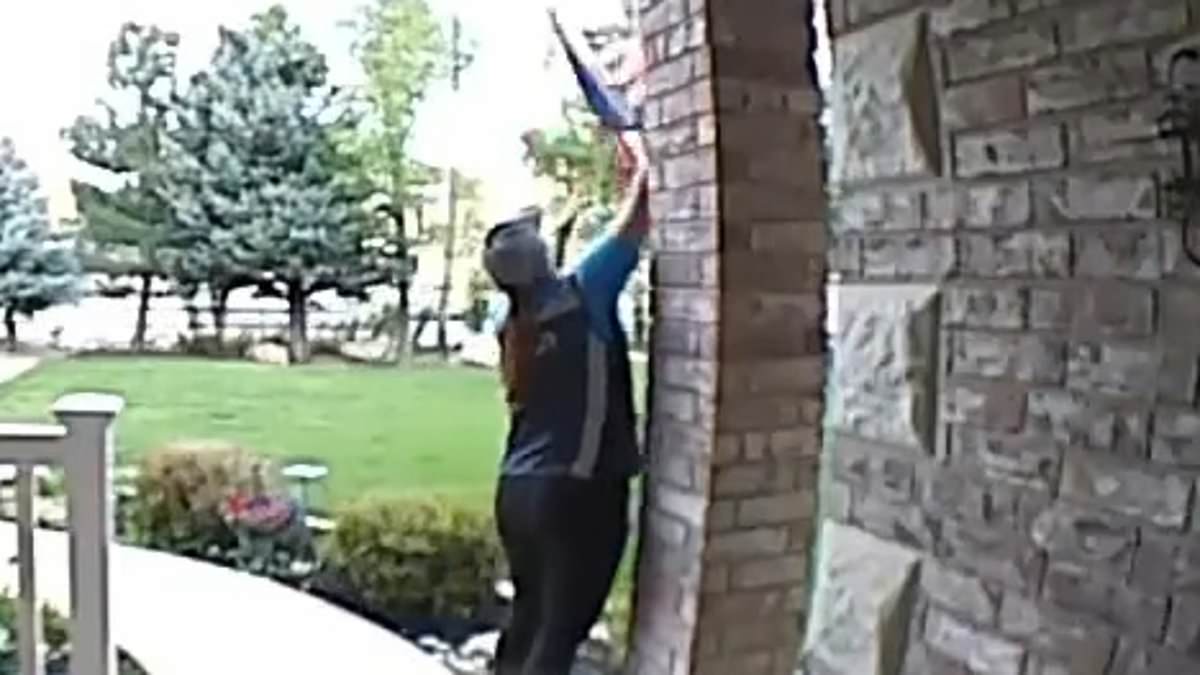 Amazon Driver's Heartwarming Gesture: Respecting the American Flag Touches Hearts in Utah