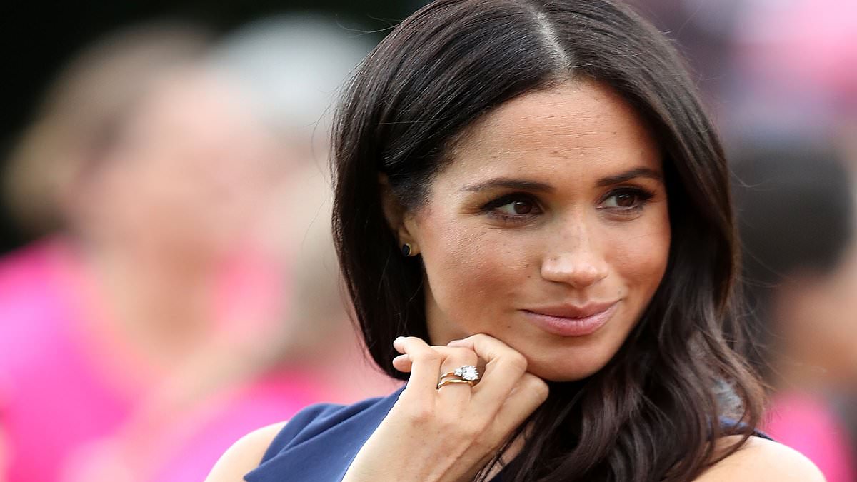 Pangeran Philip Sempat Memiliki Julukan 'Menyengat' untuk Meghan Markle, dan Peringatan untuk Ratu Elizabeth II