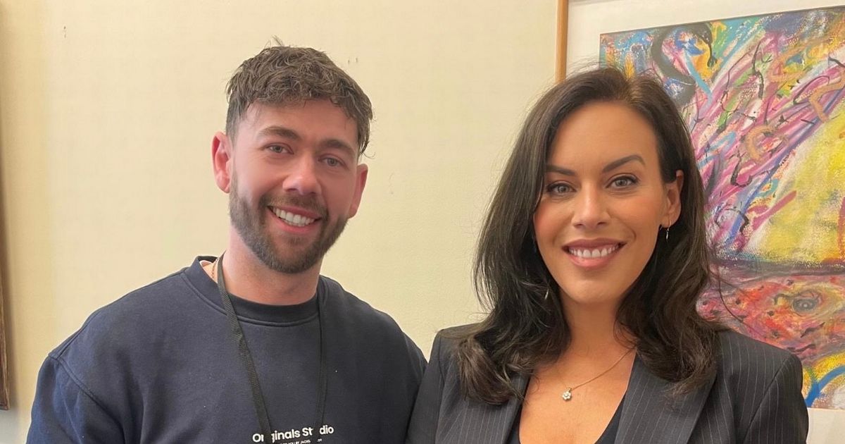 New Hope for Scoliosis Ireland: Founder Meets Health Minister to Discuss Life-Changing Surgery