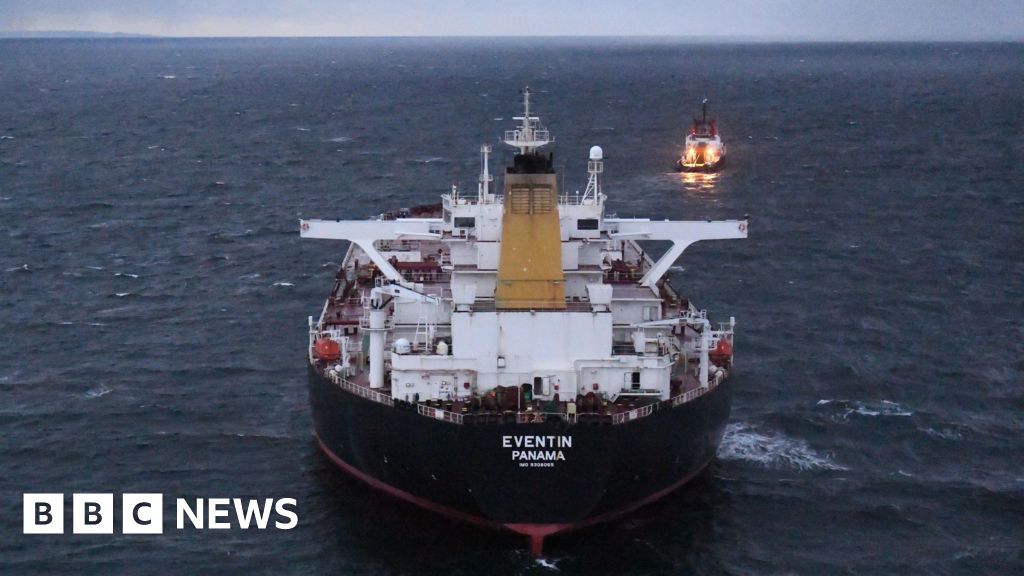 Russian Oil Tanker Stuck in Baltic Sea: Germany Conducts Rescue Operation