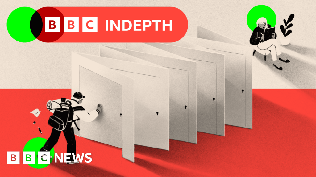 Universities are 'failing us' on mental health, say students - but should it really be up to them?