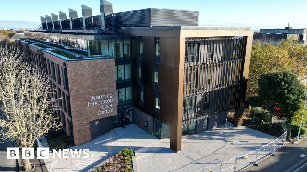 £41m Health Centre Opening Delayed Due to Legionella Bacteria Discovery
