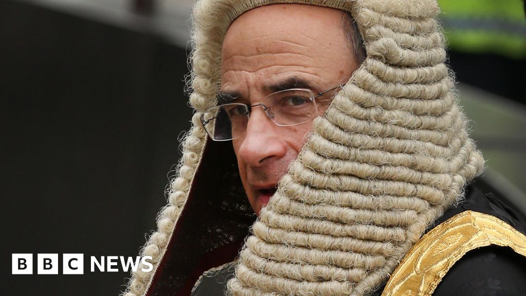 Jury-free trials recommended to save courts from 'collapse'