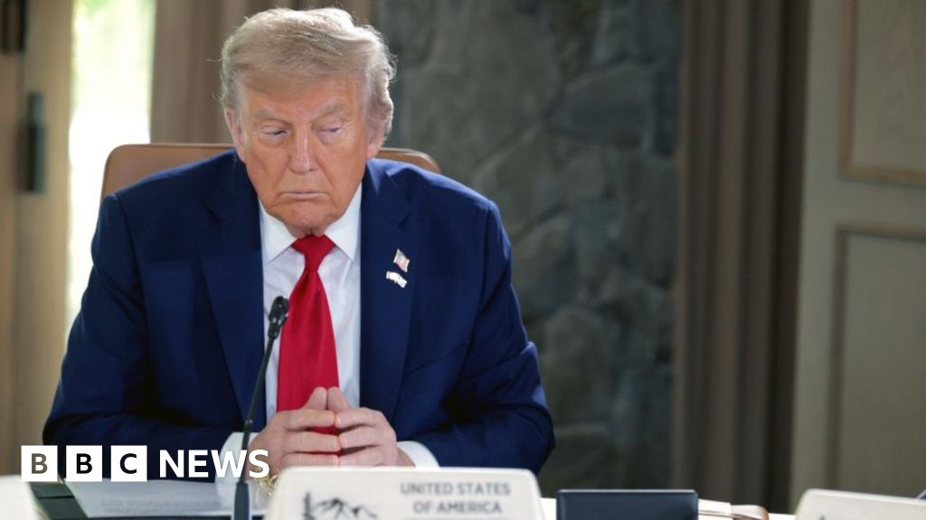 Pilihan Trump Menangani Iran: Menghindari Perang atau Meningkatkan Ketegangan?