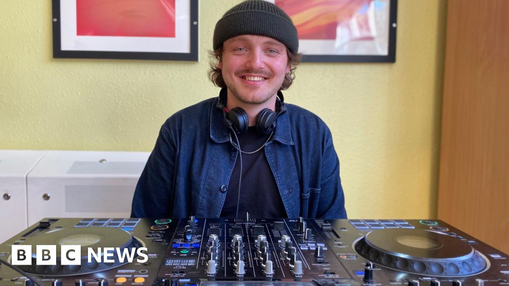 Spinning Hope: How One DJ is Using Music to Heal Mental Health Patients