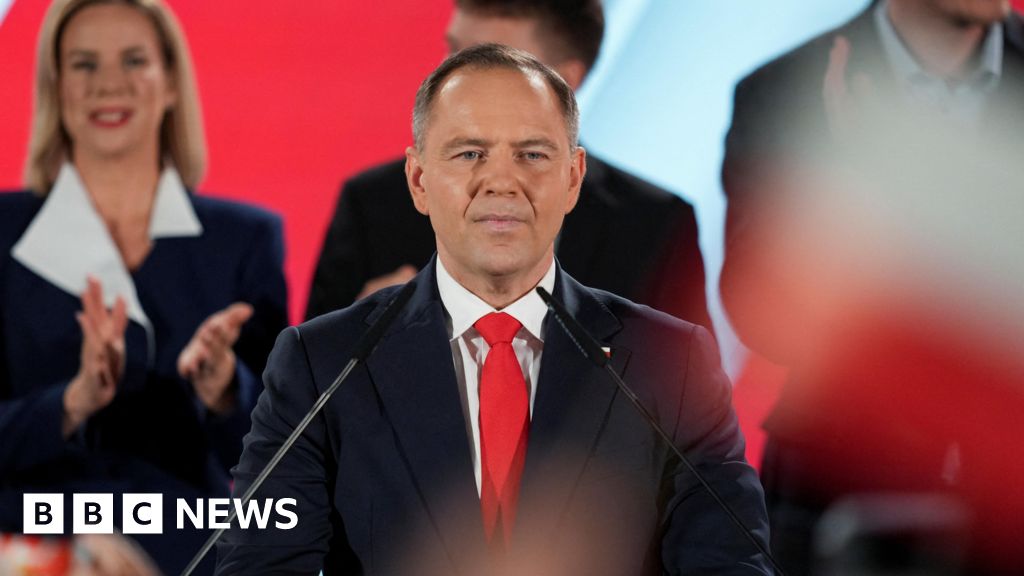 Poland Elects Conservative Historian as President in Tight Race