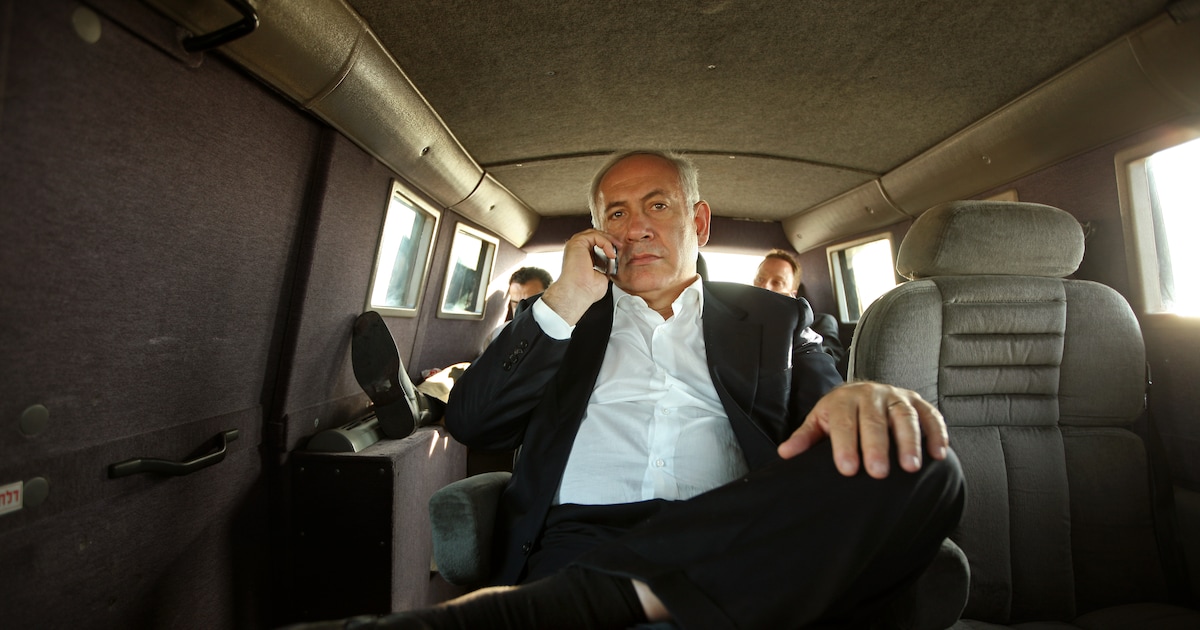 Netanyahu's Dubbelspel: Nieuwe Documentaire 'The Bibi Files' onthult Opportunisme in Conflict