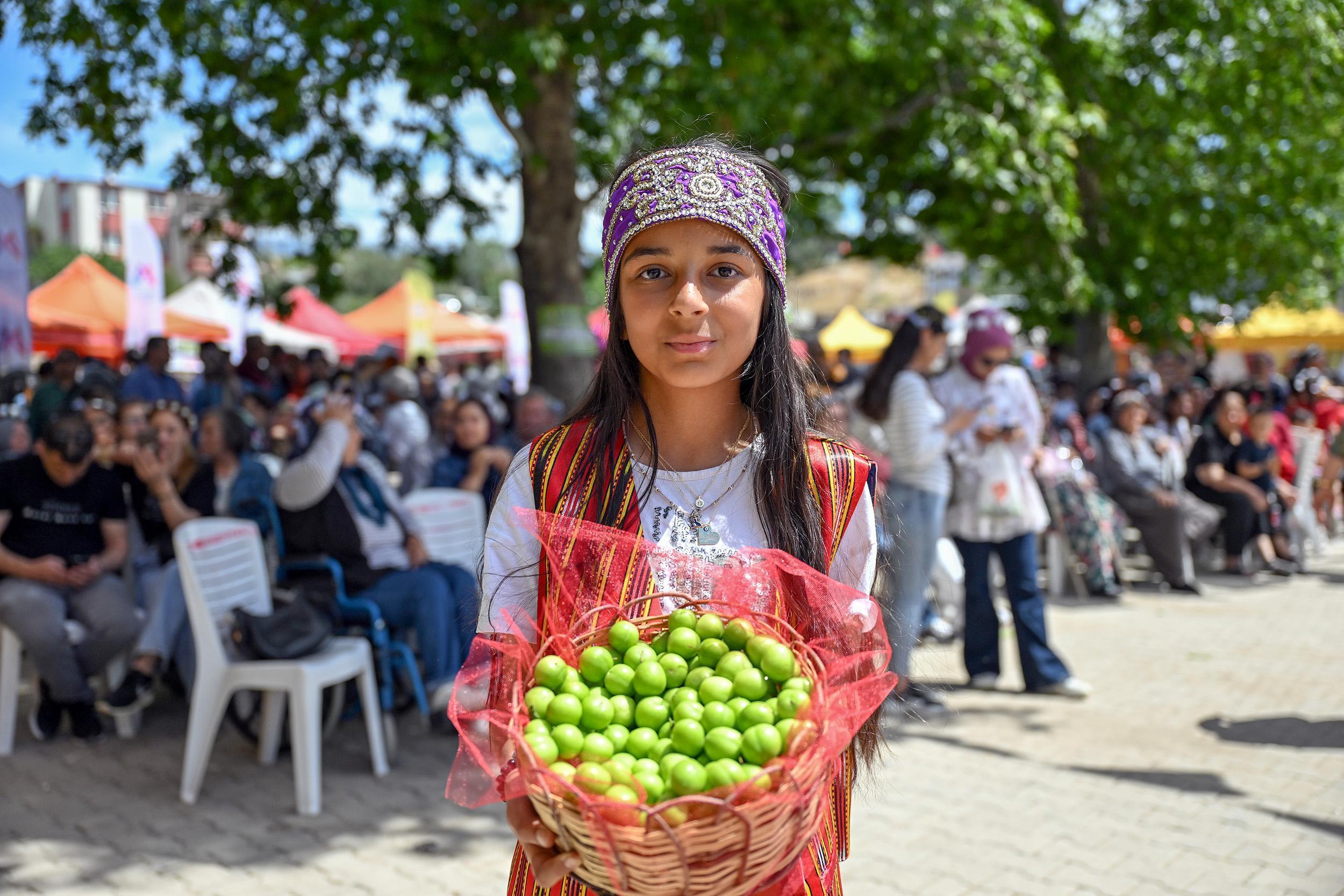 Göksu Gravga Şenliği'nde lezzet ve eğlence bir arada