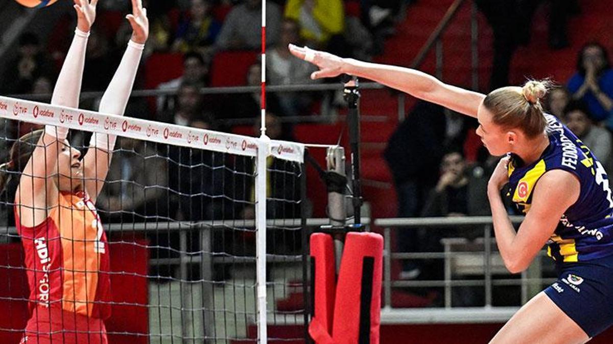 Sultanlar Ligi'nde son finalisti derbi belirleyecek! Fenerbahçe Medicana - Galatasaray Daikin maçı saat kaçta, hangi kanalda?