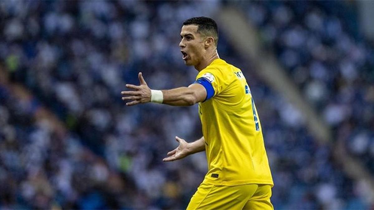 Cristiano Ronaldo'dan Beklenmedik Karar: 4. Lig Takımına Sahip Çıkabilir mi?