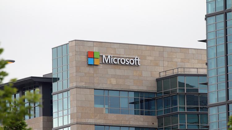 Windows Copilot Kullanıcıları Hayal Hayal: Rakiplerine Neden Yetişemiyor?