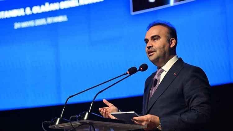 Türkiye'nin Geleceği Parlak: Bakan Kacır, Genç Yetenekleri Kutladı! Yarının Teknoloji Liderleri Ödül Töreni