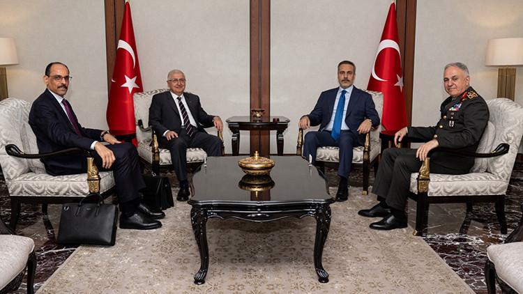 Türkiye Güvenlik Zirvesi'nde Kritik Kararlar: Bakan Fidan'dan 'Olası Senaryolara Hazırlıklı' Açıklaması