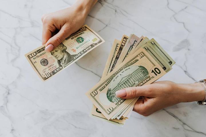 4 Tips Mengontrol Finansial saat Gaya Hidup mulai Naik