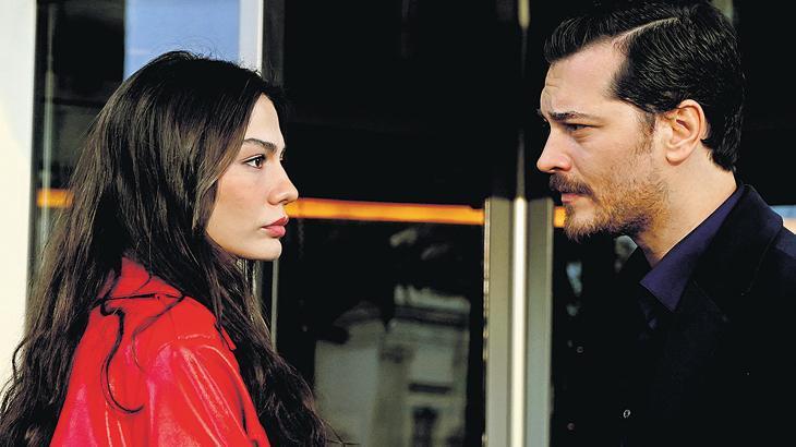 Kanal D'nin Yeni Dizisi 'Eşref Rüya' Çarşamba Gecelerini Aydınlatacak! Yayın Tarihi ve Fragman İçi Detaylar