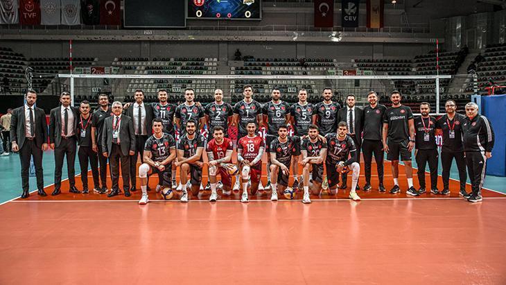 Ziraat Bankkart, Asseco Resovia'yı 3-2 Yendi!