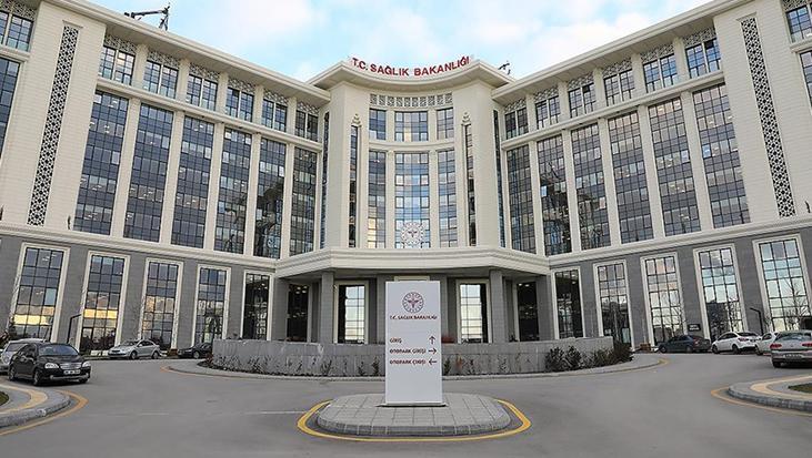 Sağlık raporunda kolaylık dönemi: Bakanlık ucuza ve online başvuru için detayları açıkladı