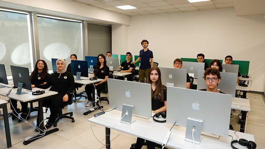 Demirören Medya ve Teknoloji Lisesi'nden burs imkanı!