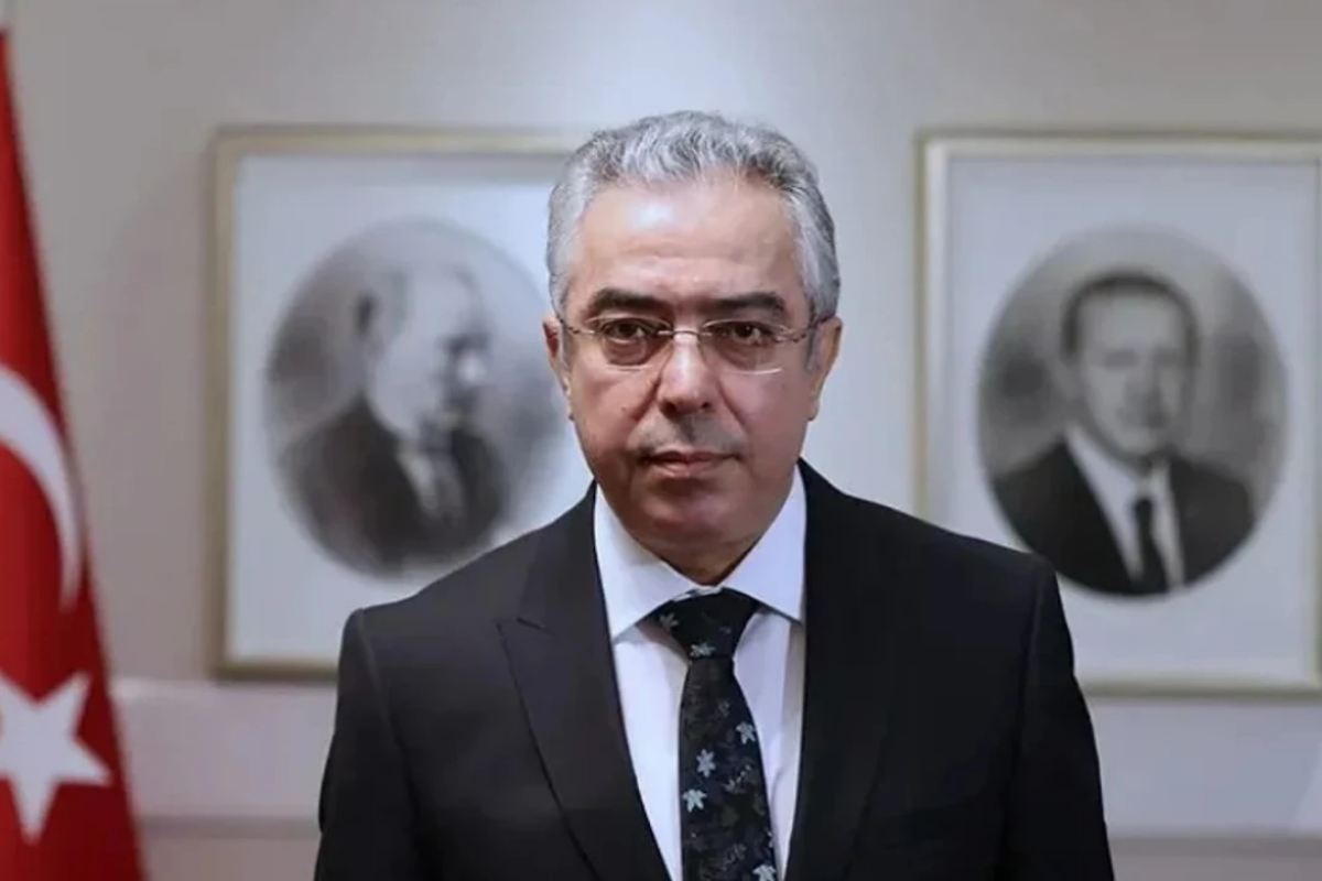 Başdanışman Uçum'dan 'Batıcı Demokrasi' Analizi: Demokrasi ve Hukuk İlişkisi