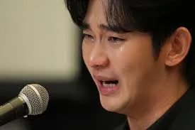 Kim Soo Hyun Thắng Lớn: Kênh YouTube Phỉ Báng Bị Đòn Trả, Vụ Án Hẹn Hò Kim Sae Ron Có Ánh Sáng Xanh?